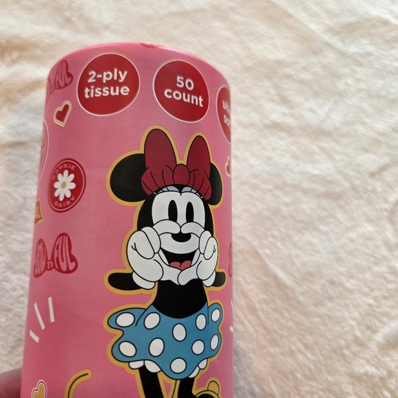 🌴3/$15🌴 Disney Minnie Mouse Tissue 2ply Ultra Soft 50 ct Cup Holder Canister - Picture 8 of 10